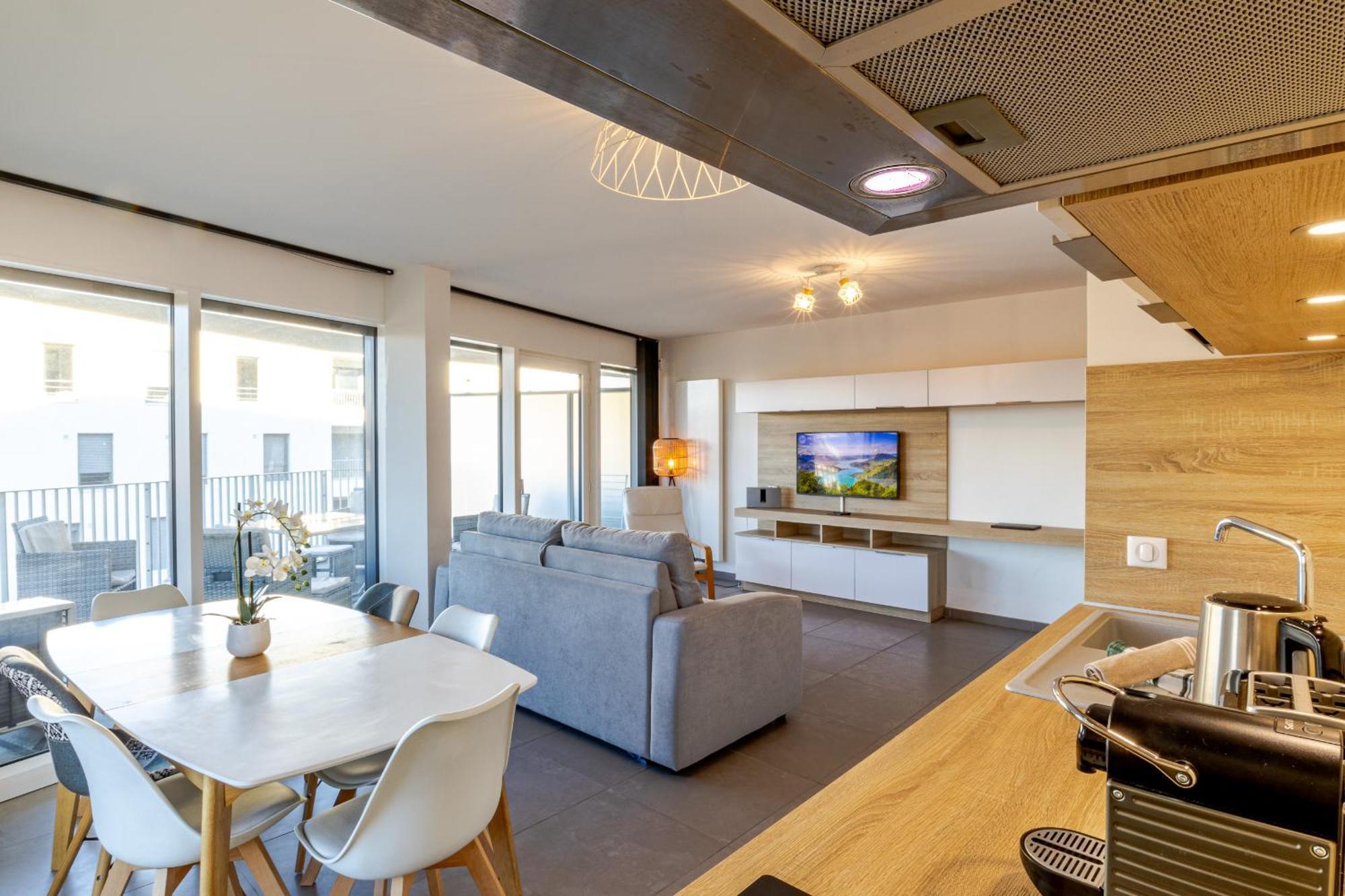 La Plume Vue Lac 3 Etoiles - Garage Prive, Secteur Recherche, Moderne & Tout Equipe, 6 Personnes Annecy Bagian luar foto